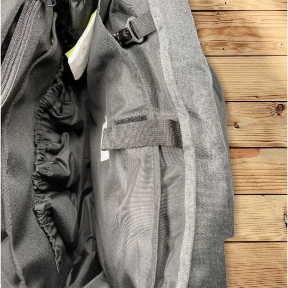 Lassig‎ Messenger Diaper Bag Multi-Function W/Changing Pad, Multiple Pockets NWT - Picture 10 of 11